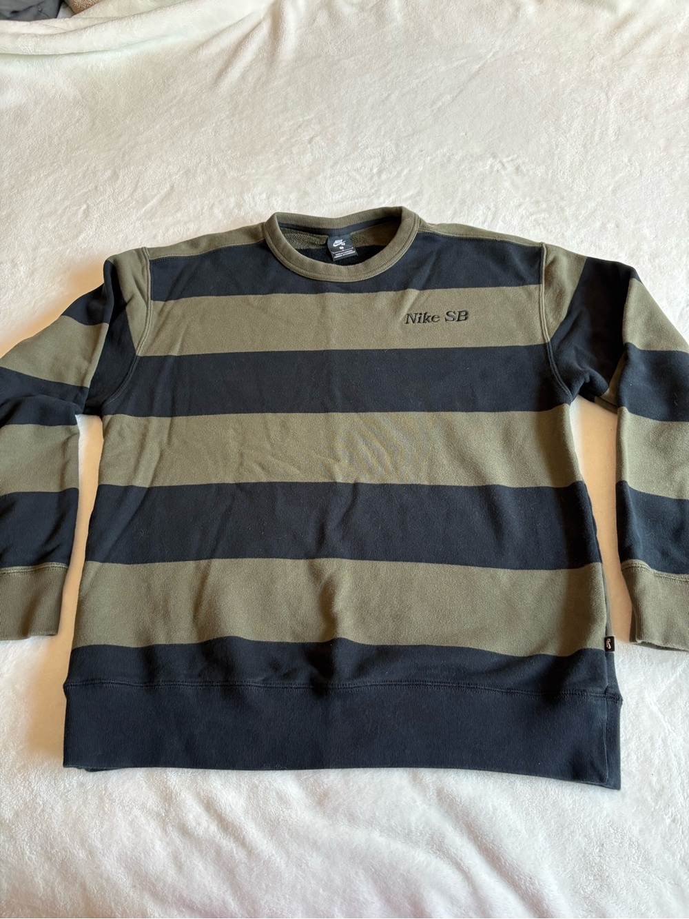 Nike SB crew neck (men or women)